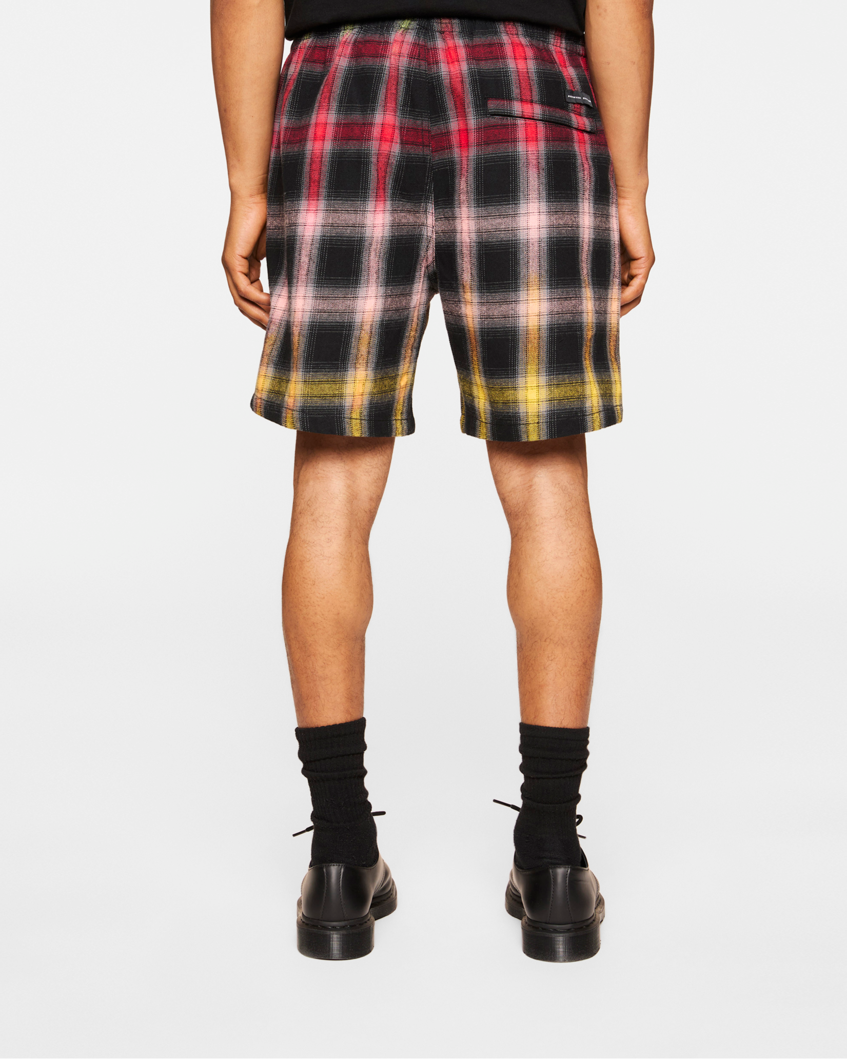 Vinyls Shorts - Image 4